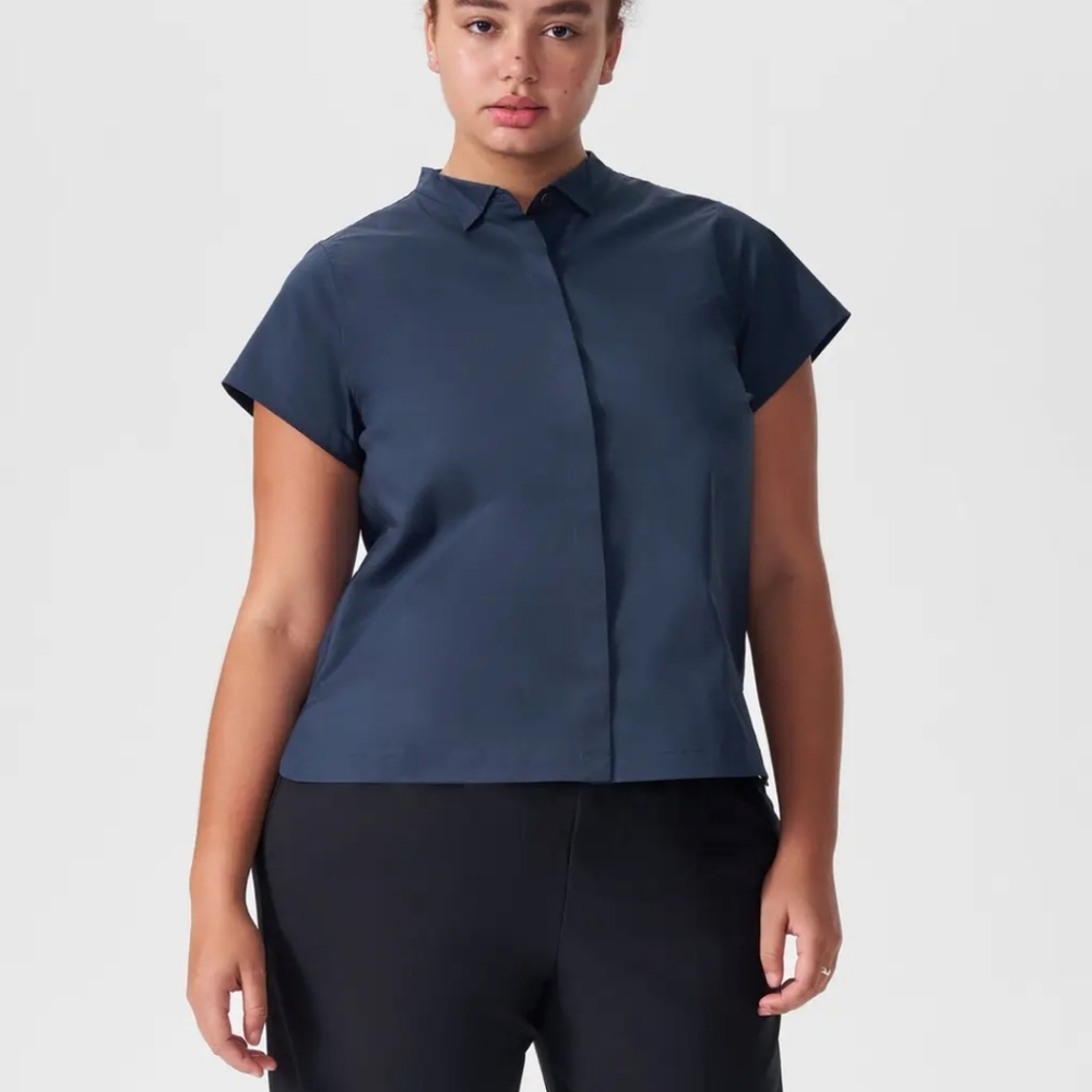 NWT Medium Universal Standard Aster tuxedo shirt